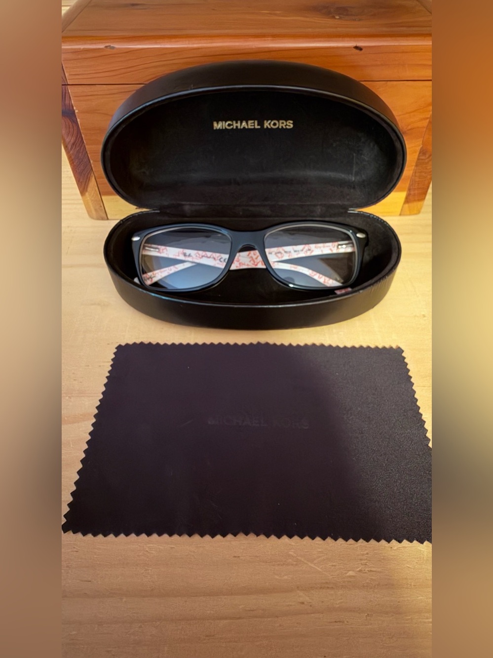 ♡ Vintage RayBan Glasses w/ Michael Kors Case & Michael Kors Cloth ♡